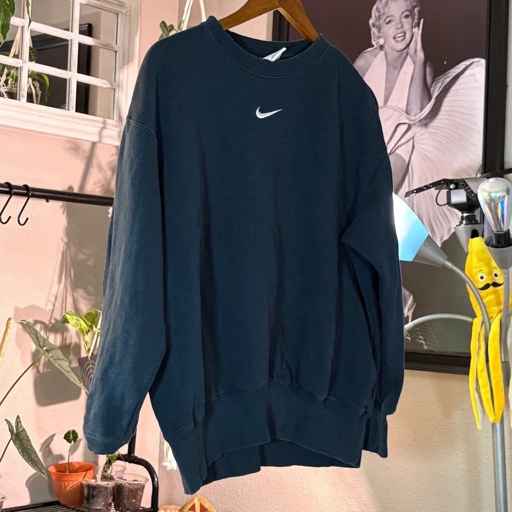 Nike Sweatshirt‎ Mens XS Navy Blue Center Swoosh Fleece Crewneck Streetwear